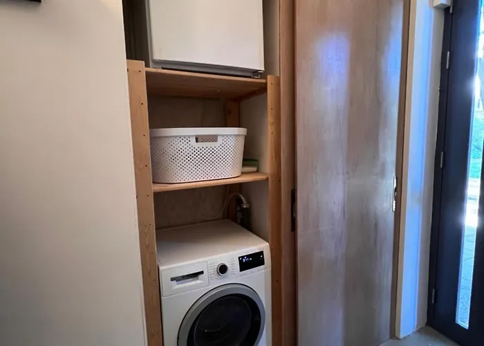 One Magnific 3 Floors Authentic Dutch House With Terrace And One 2 Bedrooms Deluxe Modern * 马斯特里赫特