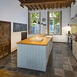 One Magnific 3 Floors Authentic Dutch House With Terrace And One 2 Bedrooms Deluxe Modern * Maastricht