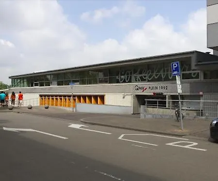 Magnific 3 Floors Authentic Dutch House With Terrace *