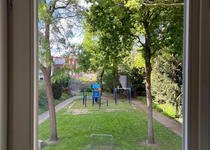 One Magnific 3 Floors Authentic Dutch House With Terrace And One 2 Bedrooms Deluxe Modern Appartement Maastricht